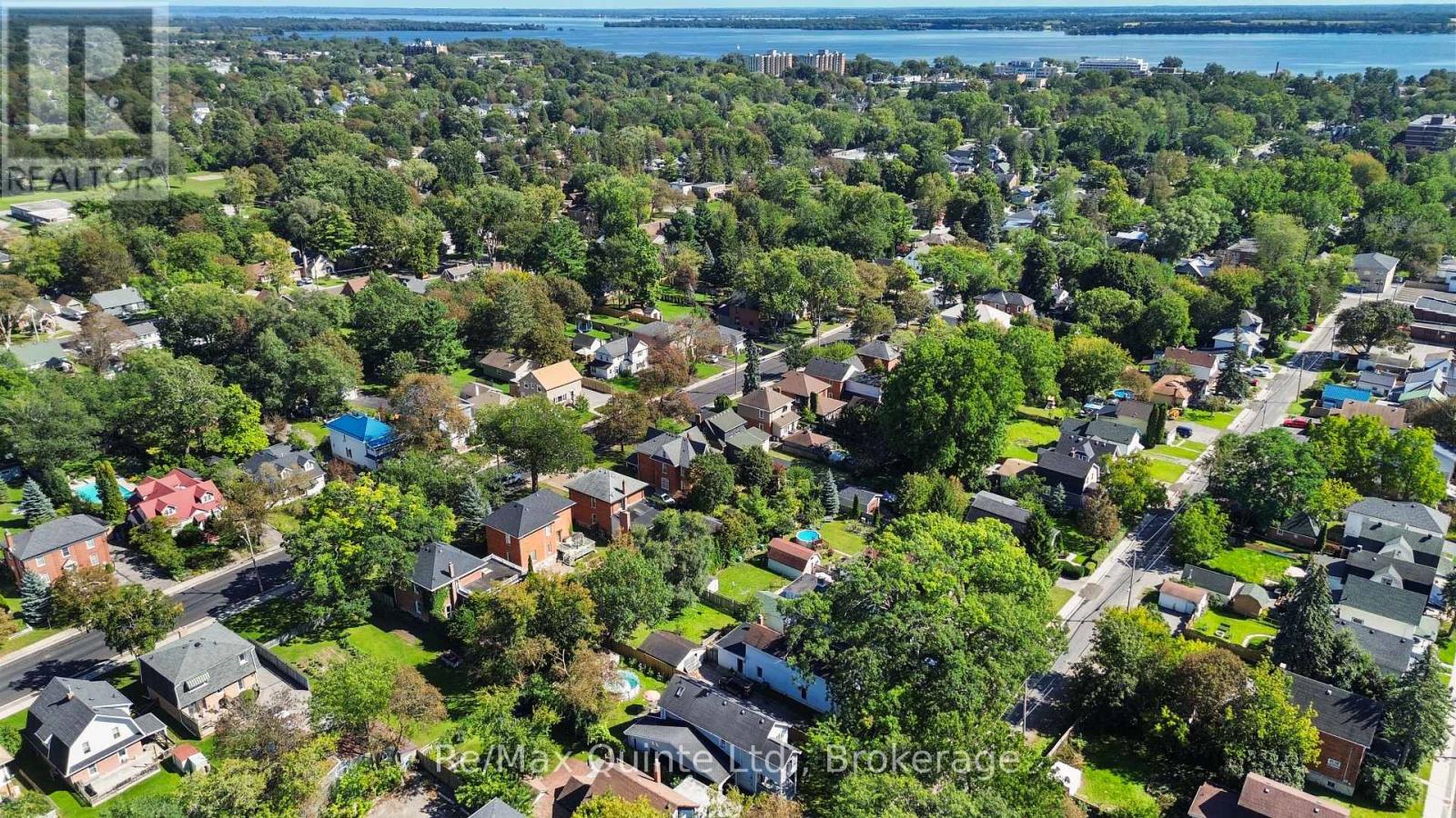 298 BLEECKER AVENUE, Belleville (Belleville Ward) — photo 3