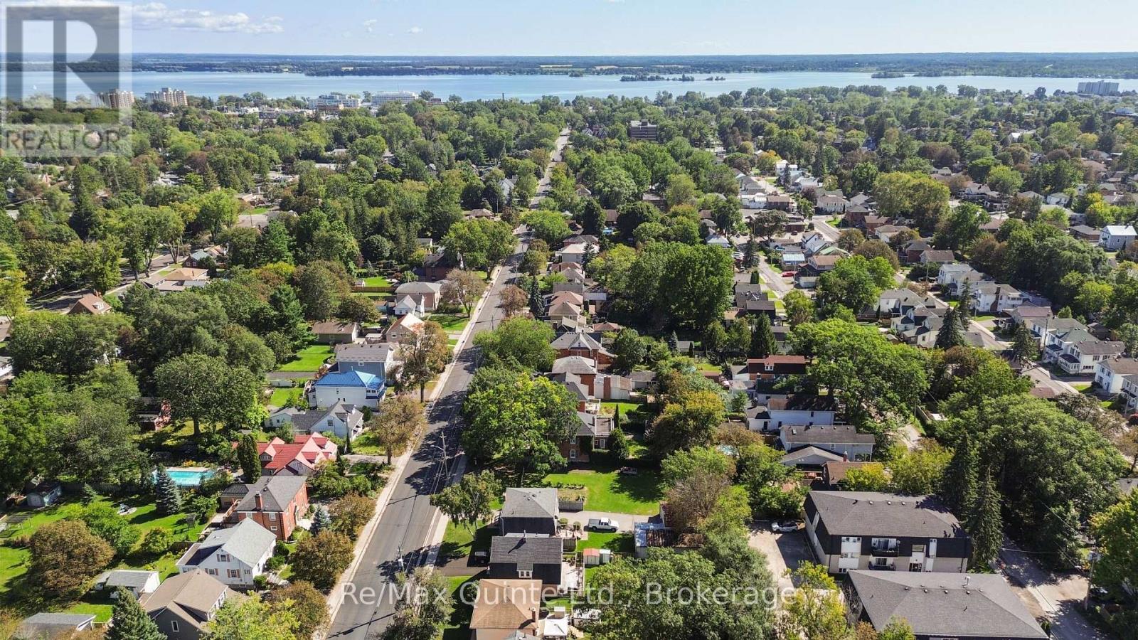 298 BLEECKER AVENUE, Belleville (Belleville Ward) — photo 4
