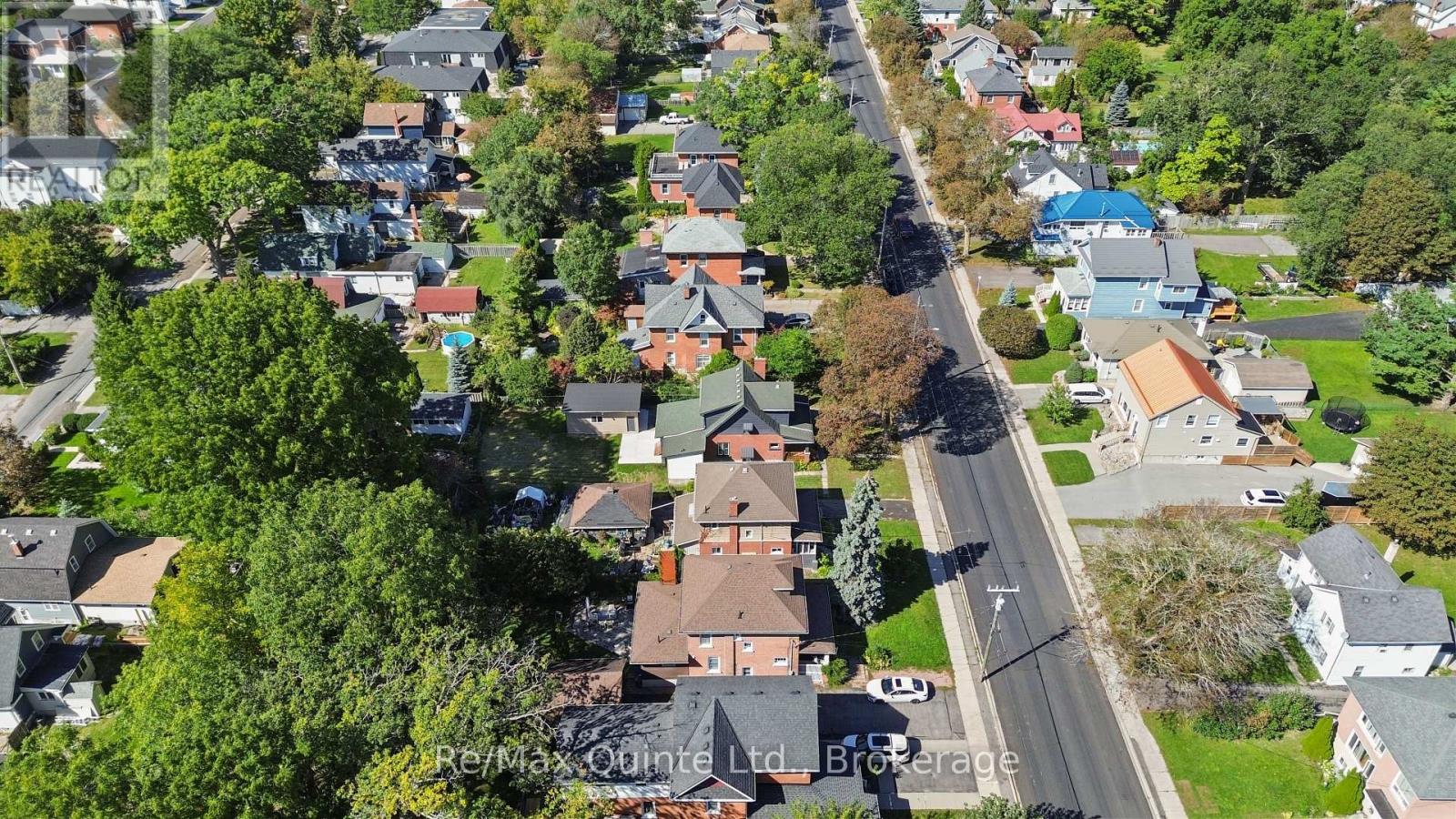 298 BLEECKER AVENUE, Belleville (Belleville Ward) — photo 5