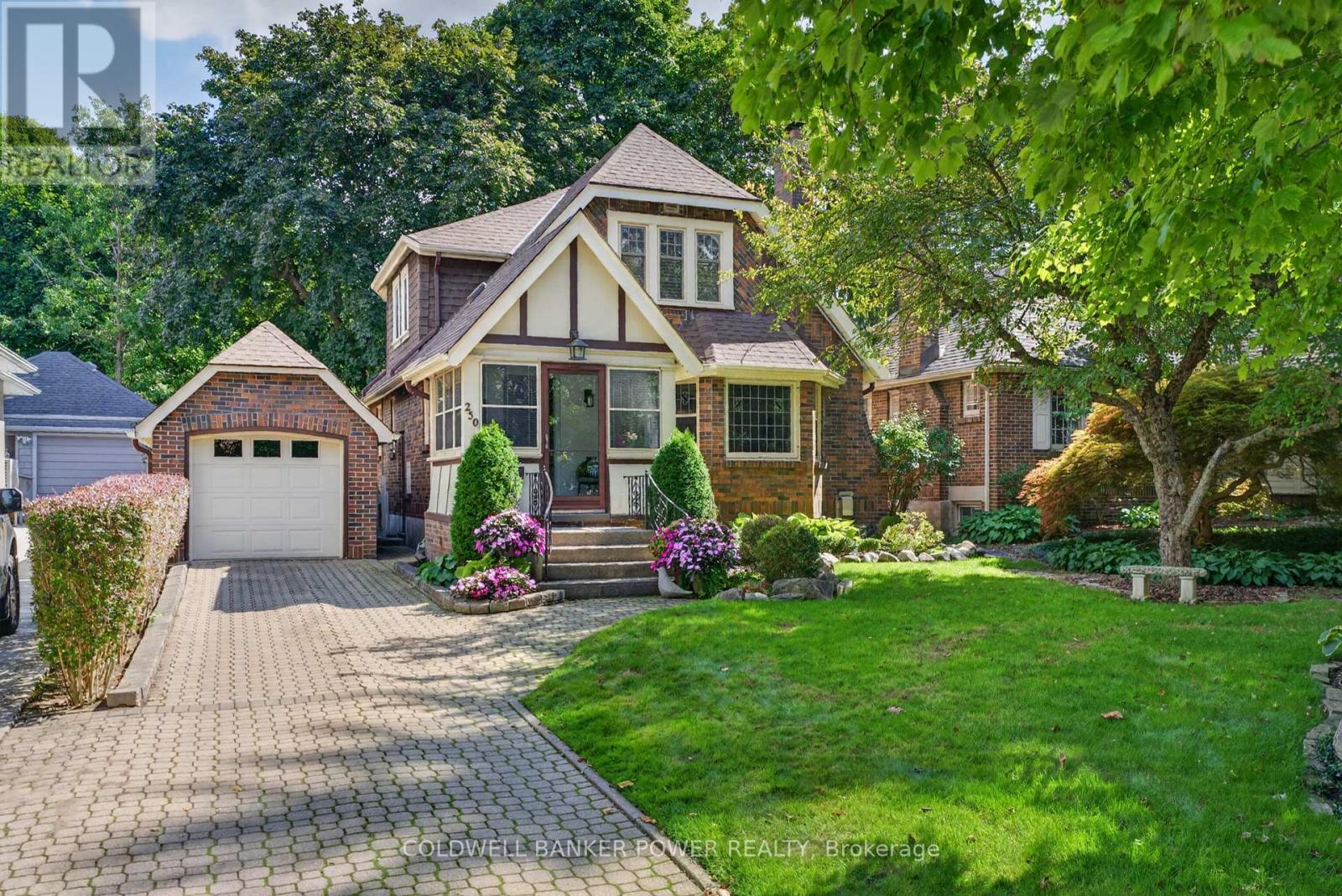 Property for sale at 250 CATHCART STREET