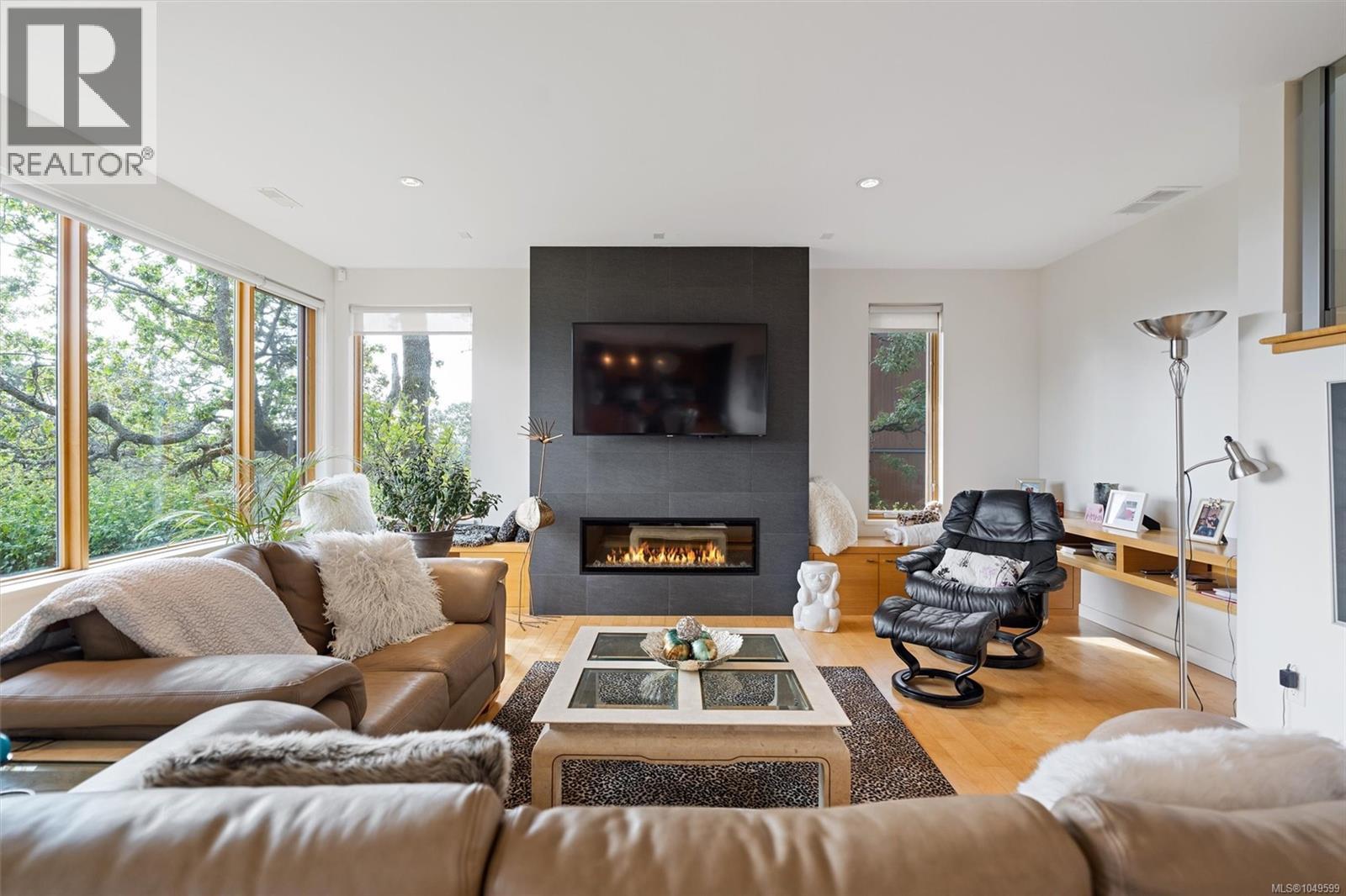  810 Rainbow Ridge Lane, Saanich