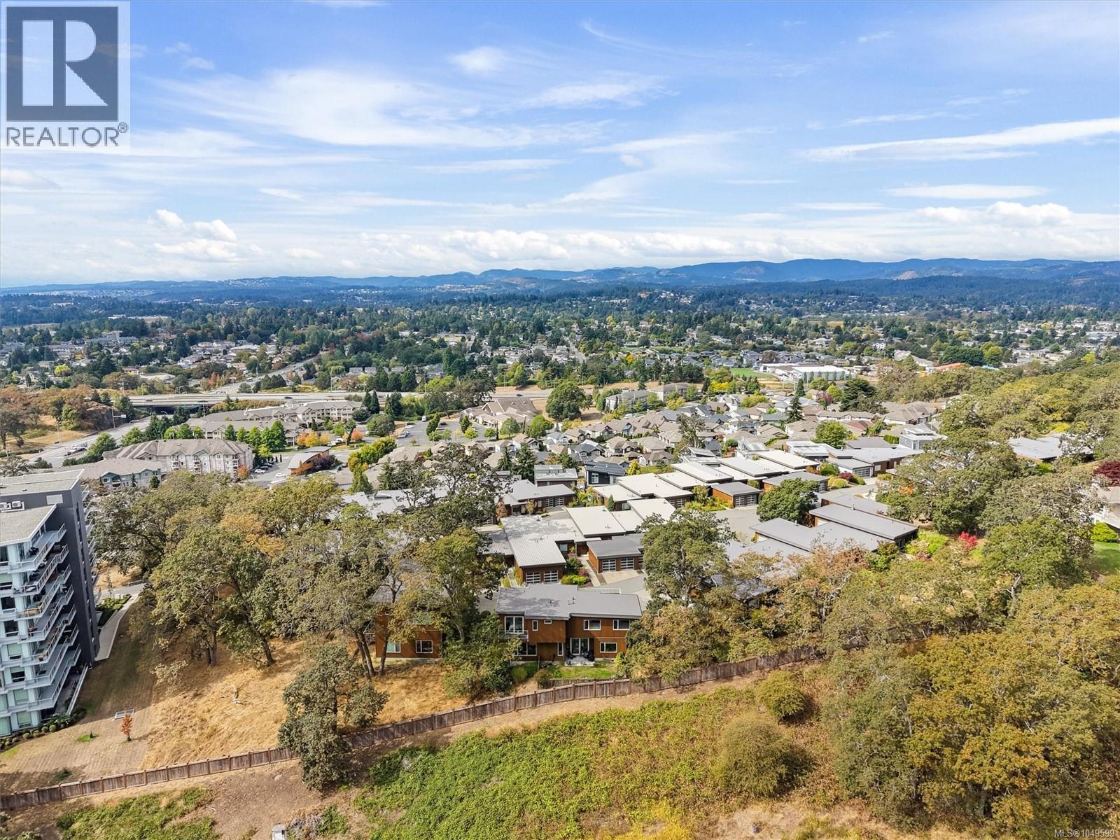  810 Rainbow Ridge Lane, Saanich