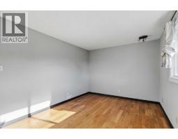 329 Ross Haven Drive, Fort Mcmurray, AB T9H3P2 Photo 11