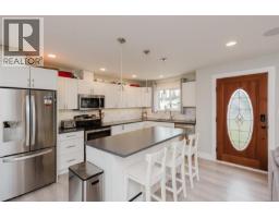 2086 Eardley Rd, Campbell River, BC V9W1L4 Photo 16