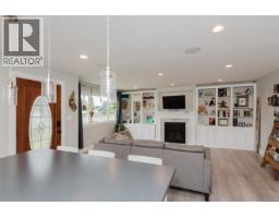 2086 Eardley Rd, Campbell River, BC V9W1L4 Photo 14