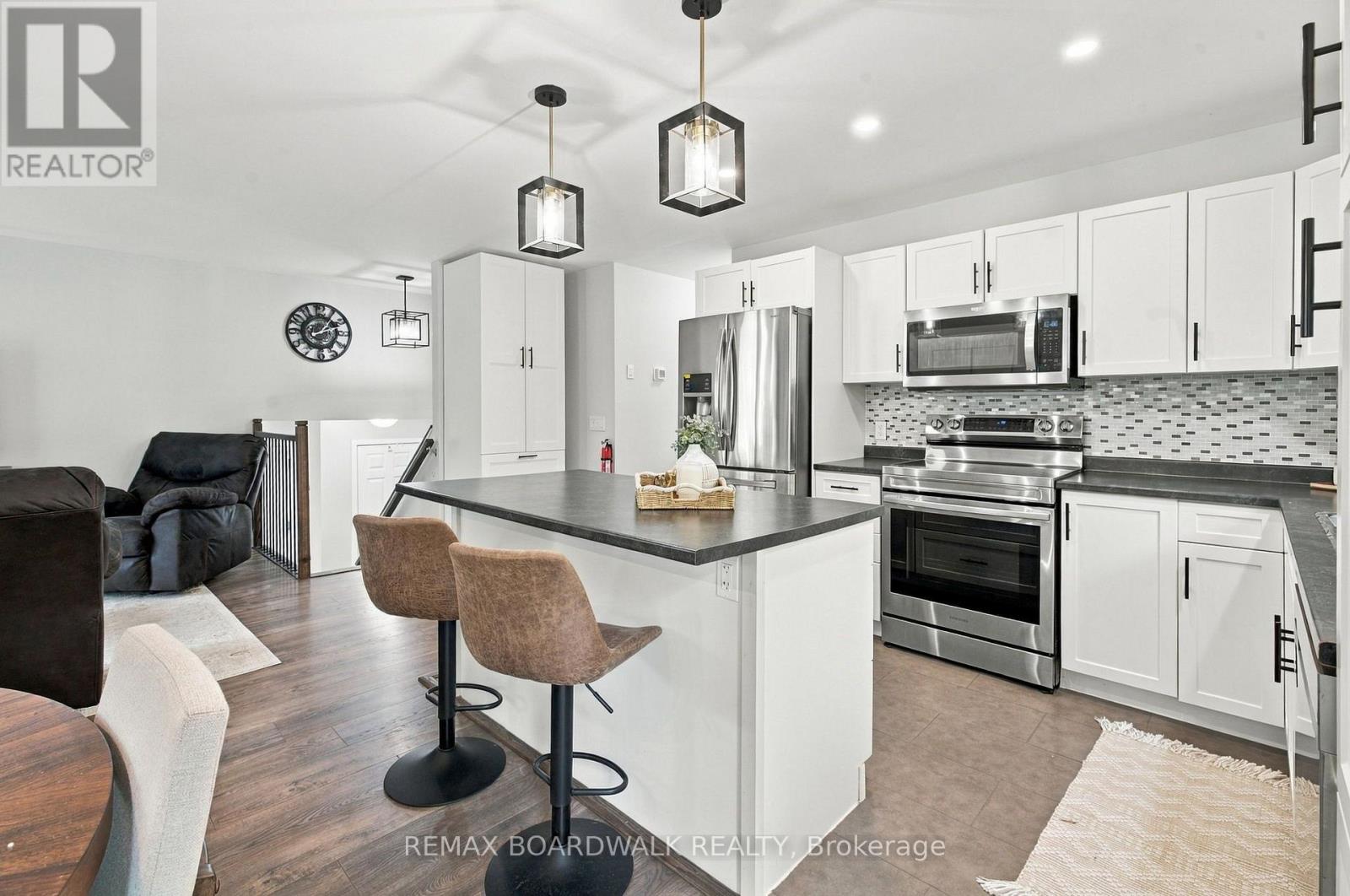 176 MAPLE STREET - 16