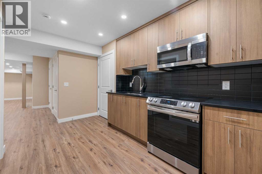 53 Redstone Avenue NE - 38