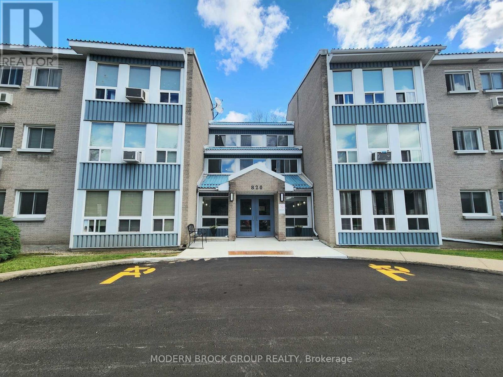 318 - 820 LAURIER BOULEVARD, Brockville — photo 3