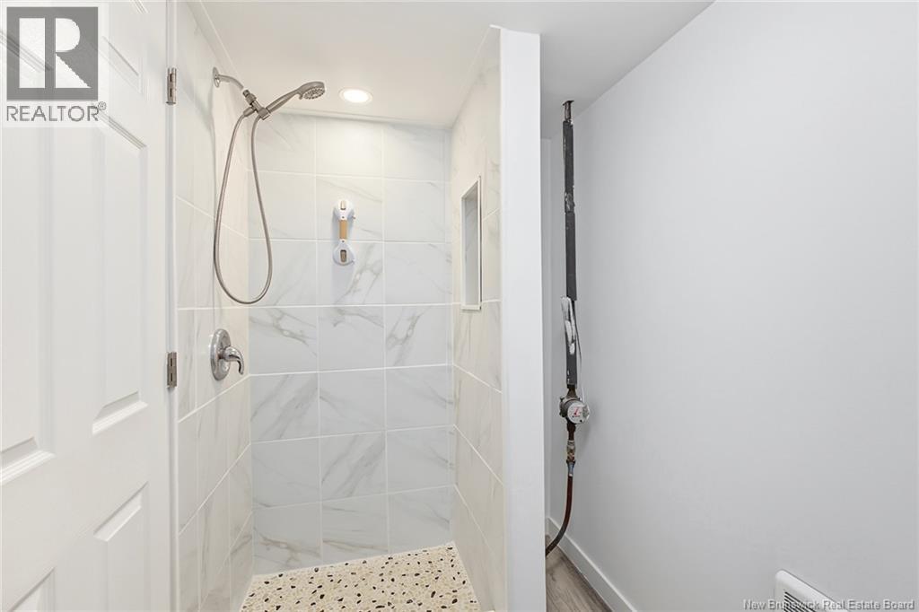 91 Bates Street - 33