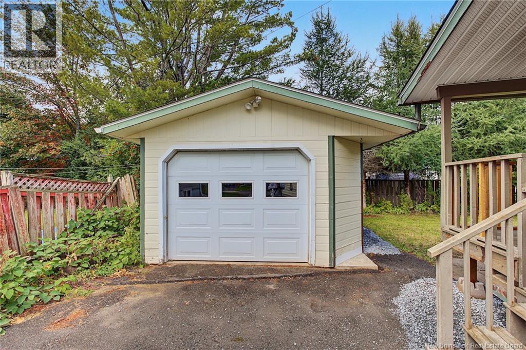 91 Bates Street - 42