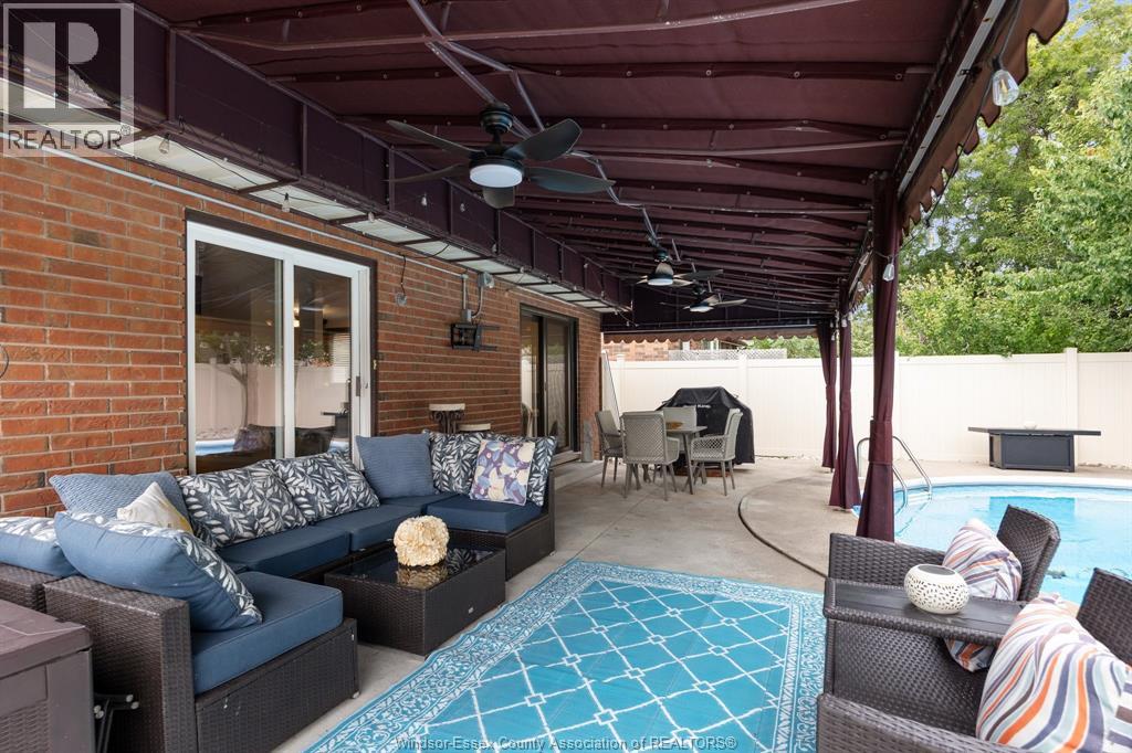 1316 CARRIAGE LANE - Image 25