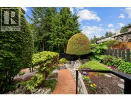 11 Elsdon Bay, Port Moody, BC V3H3Z2 Photo 36