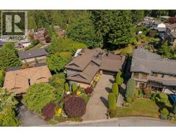 11 Elsdon Bay, Port Moody, BC V3H3Z2 Photo 39
