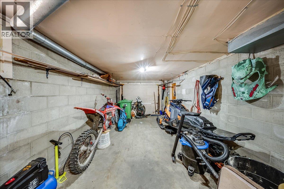 128 Haig Street, Warfield