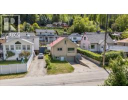 128 Haig Street, Warfield, BC V1R2L9 Photo 33