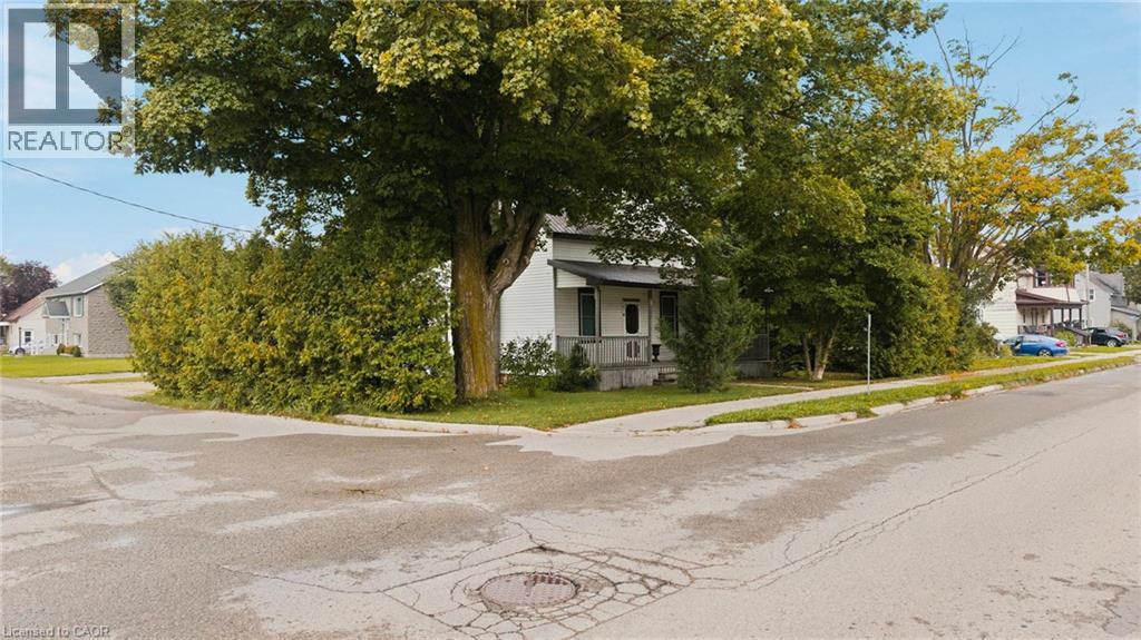 485 WALLACE Avenue S - 33