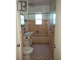 Main - 260 Park Home Avenue, Toronto, ON M1T0B5 Photo 10