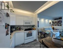 2423 - 33 Harbour Square, Toronto, ON M5J2G2 Photo 10