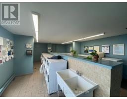 2423 - 33 Harbour Square, Toronto, ON M5J2G2 Photo 31