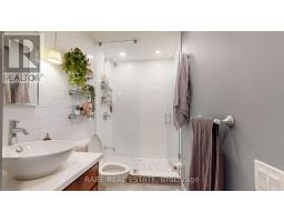 210 - 75 Portland Street, Toronto, ON M5V2M9 Photo 12