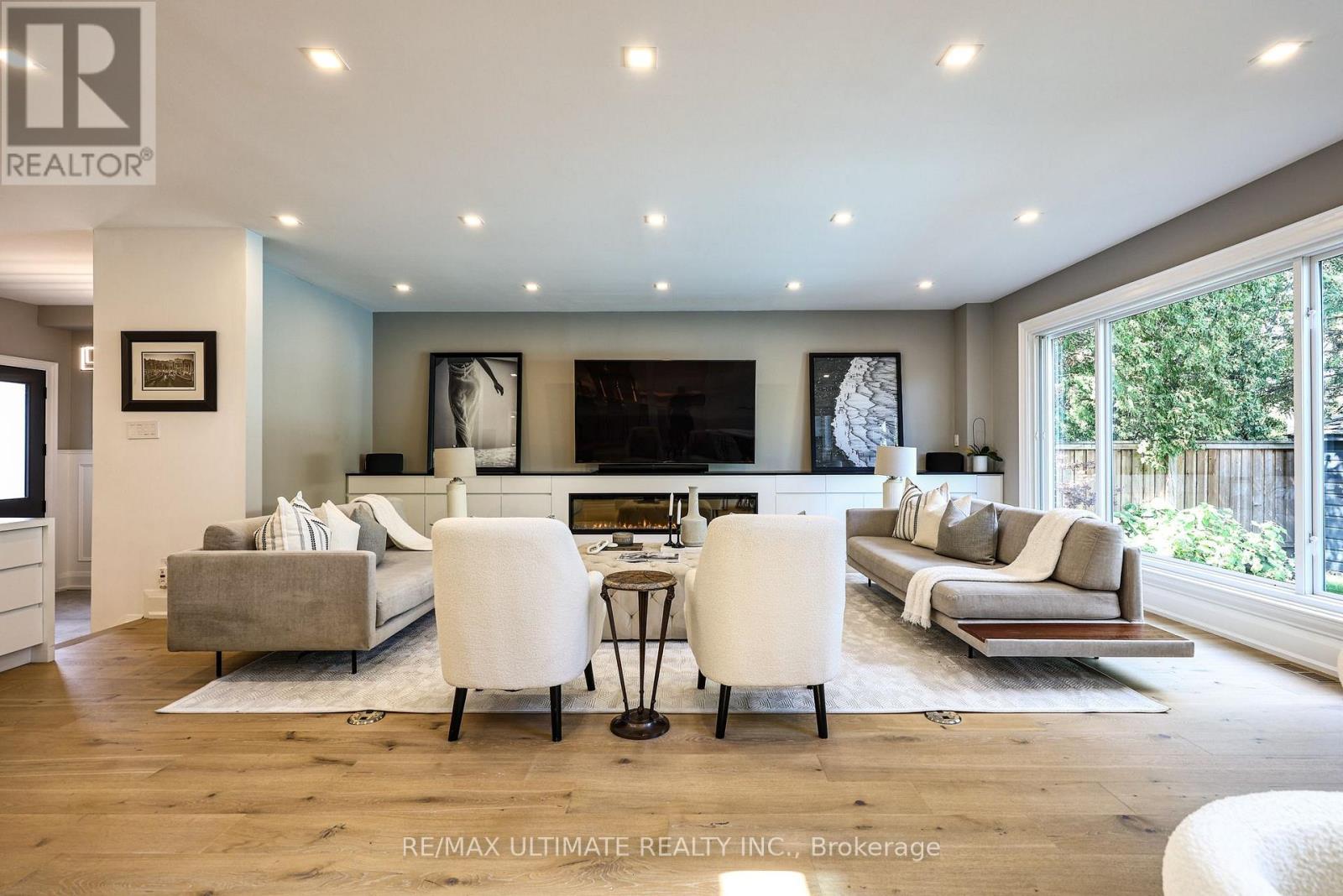 10 FIELD AVENUE - 10