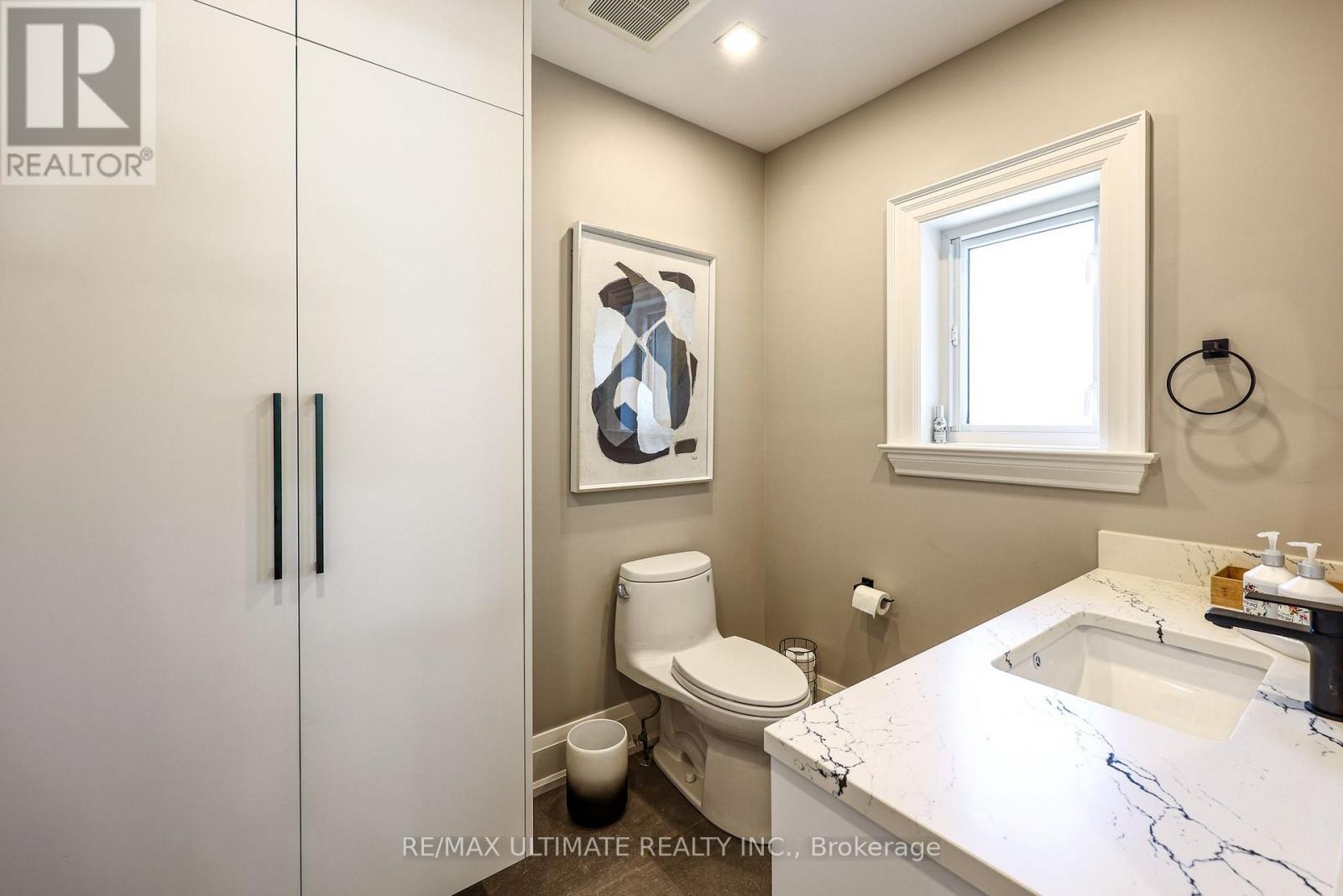 10 FIELD AVENUE - 30