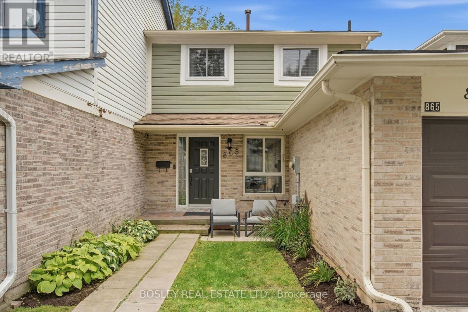 865 Gentry Crescent, Oshawa (Eastdale), Ontario, L1K1L6, Oshawa (Eastdale), Ontario — photo 3 of 5