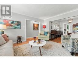 77 Glen Davis Crescent, Toronto, ON M4E1X7 Photo 11