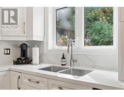 77 Glen Davis Crescent, Toronto, ON M4E1X7 Photo 19