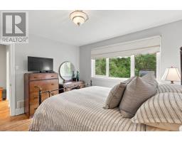 77 Glen Davis Crescent, Toronto, ON M4E1X7 Photo 33