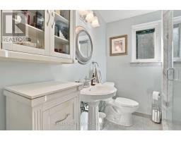 77 Glen Davis Crescent, Toronto, ON M4E1X7 Photo 40