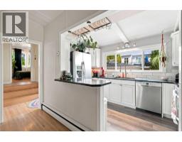 Primary Bedroom - 1212 Rosehill Drive Nw, Calgary, AB T2K1M1 Photo 10