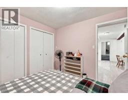 1212 Rosehill Drive Nw, Calgary, AB T2K1M1 Photo 42