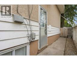 1212 Rosehill Drive Nw, Calgary, AB T2K1M1 Photo 47