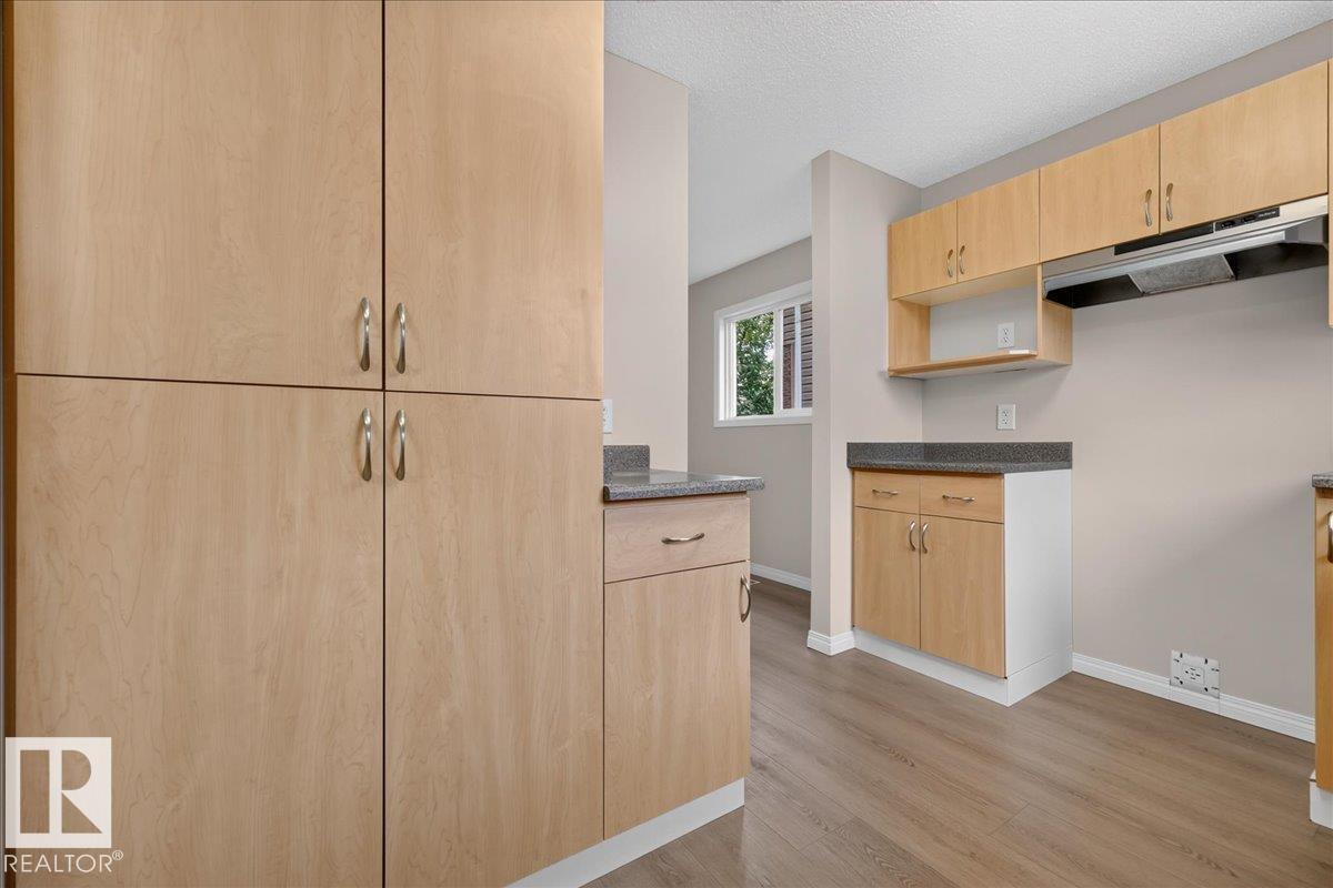 11413 96 ST NW - 19