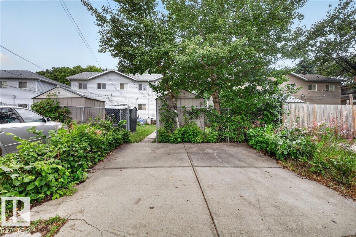 11413 96 ST NW - 49