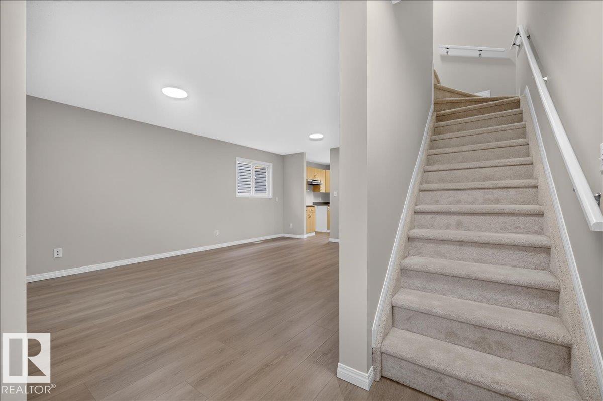 11413 96 ST NW - 8