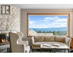 Living room - 3665 Glen Oaks Dr, Nanaimo, BC V9T5L3 Photo 10