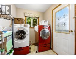 3665 Glen Oaks Dr, Nanaimo, BC V9T5L3 Photo 35