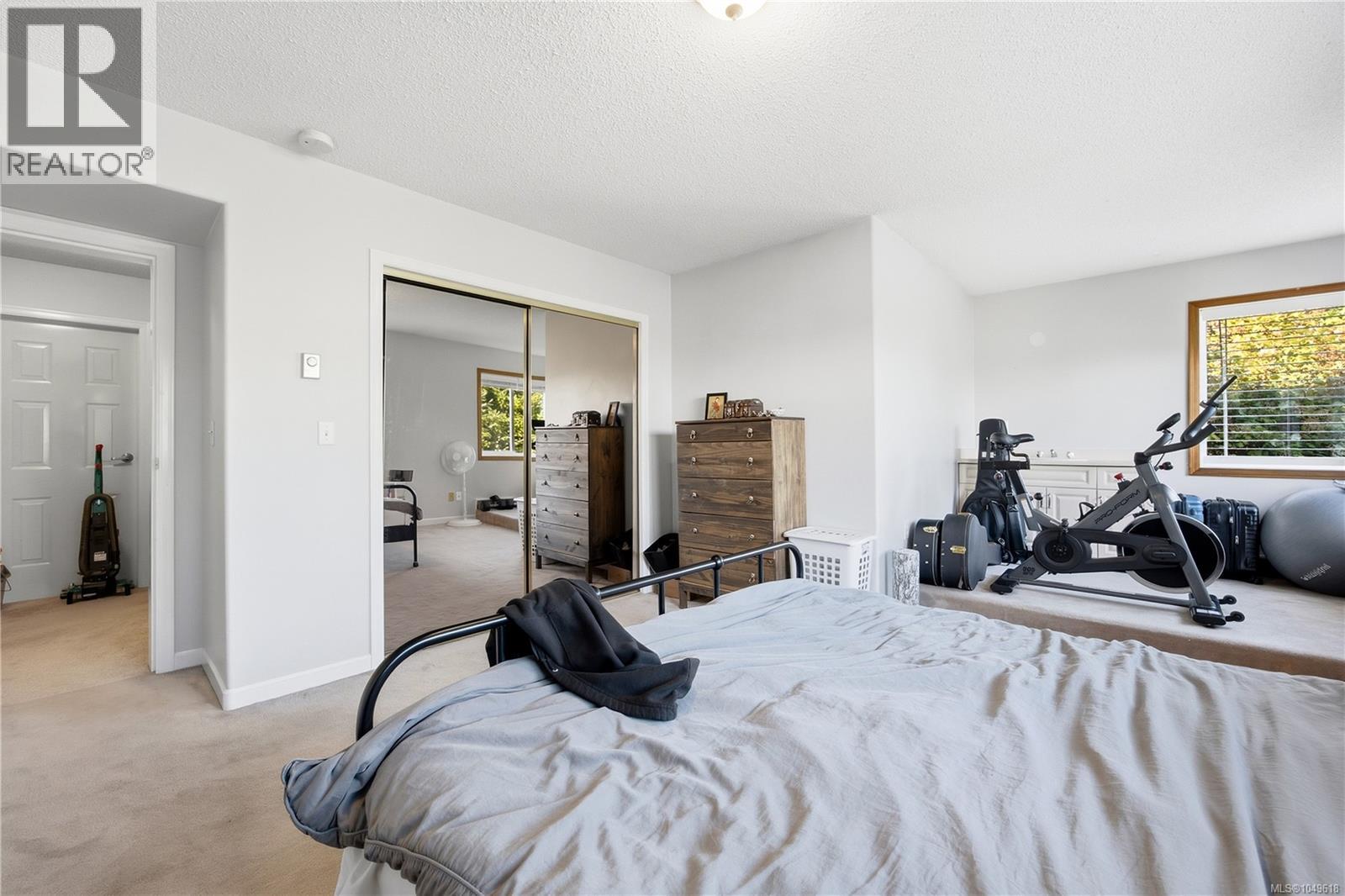 3665 Glen Oaks Dr - Image 44
