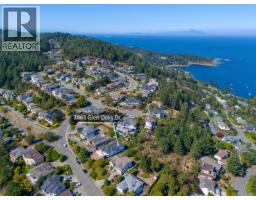 3665 Glen Oaks Dr, Nanaimo, BC V9T5L3 Photo 59