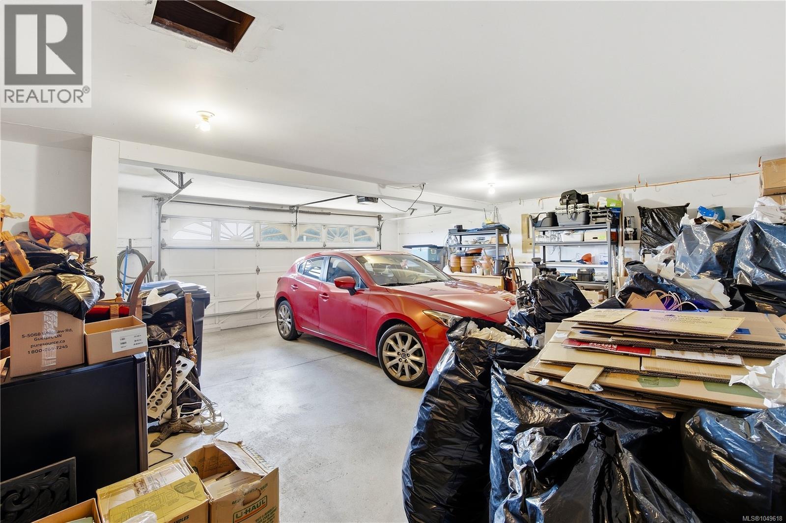 3665 Glen Oaks Dr - Image 37