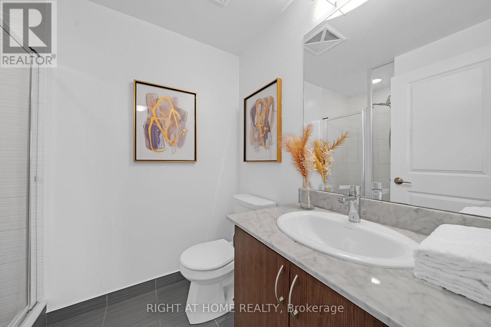 #1021 370 HIGHWAY 7 E - 21