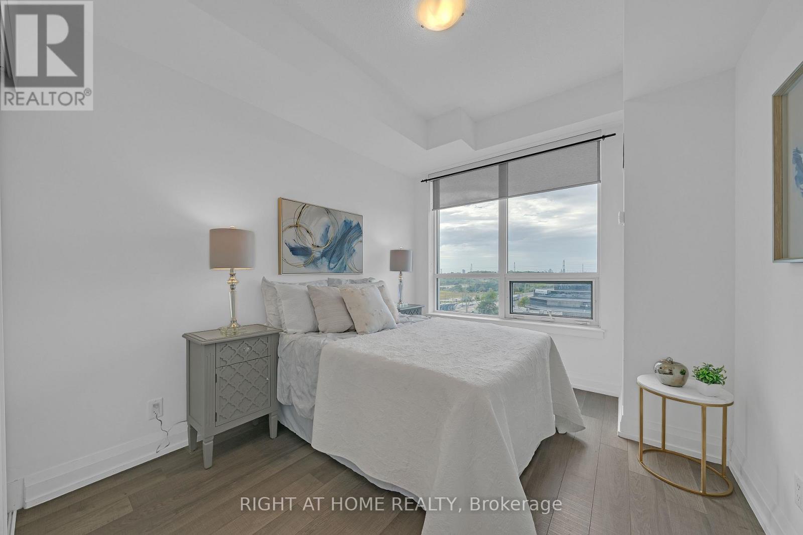 #1021 370 HIGHWAY 7 E - 23