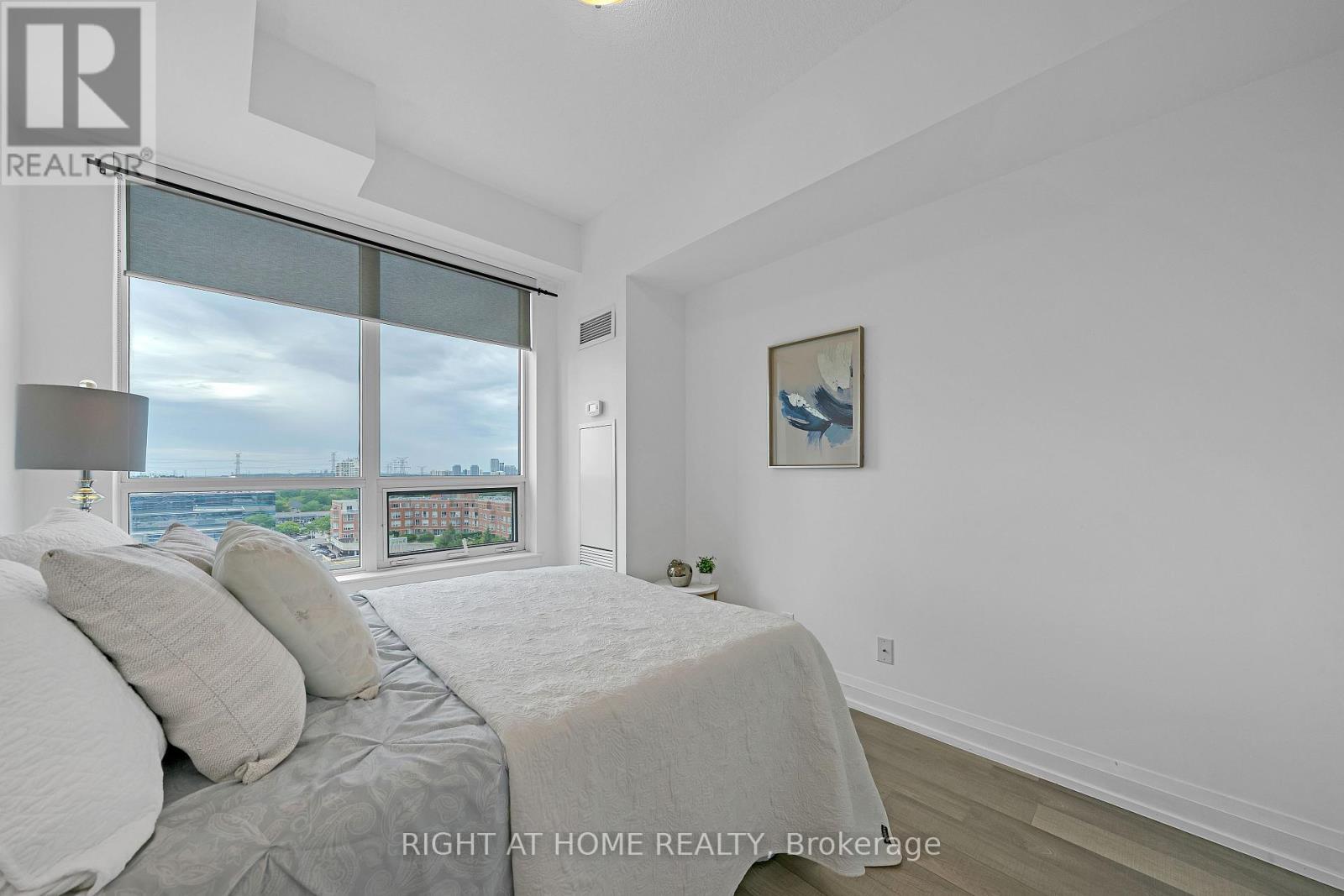 #1021 370 HIGHWAY 7 E - 24