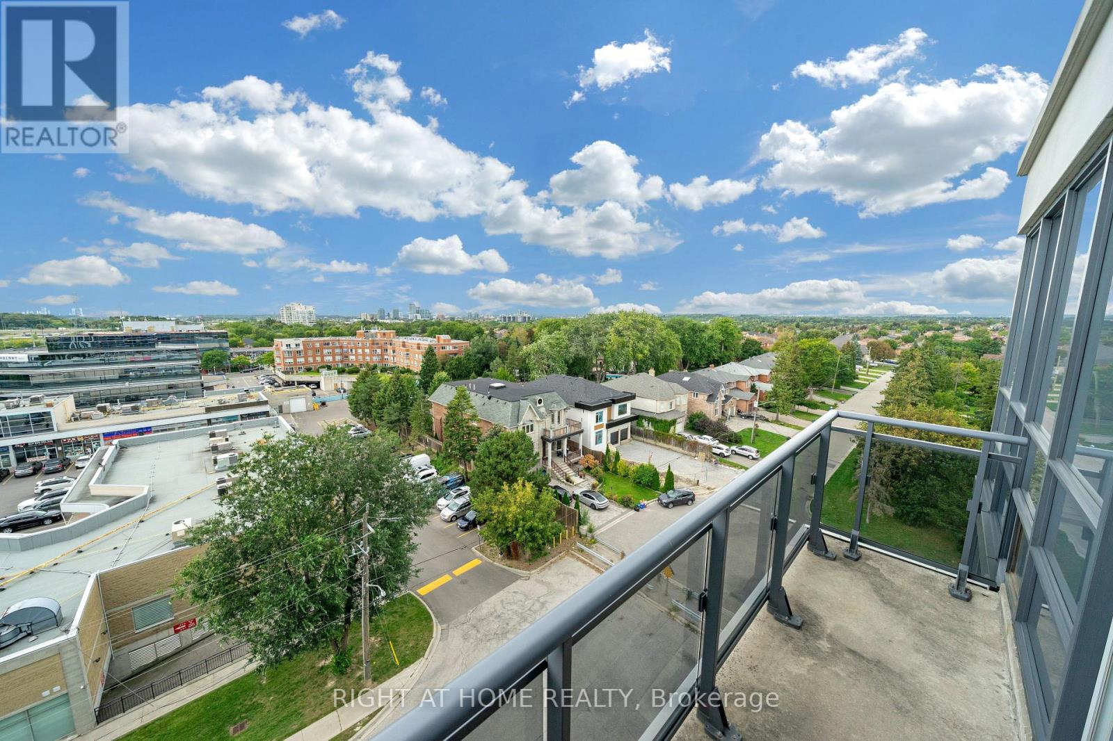 #1021 370 HIGHWAY 7 E - 32