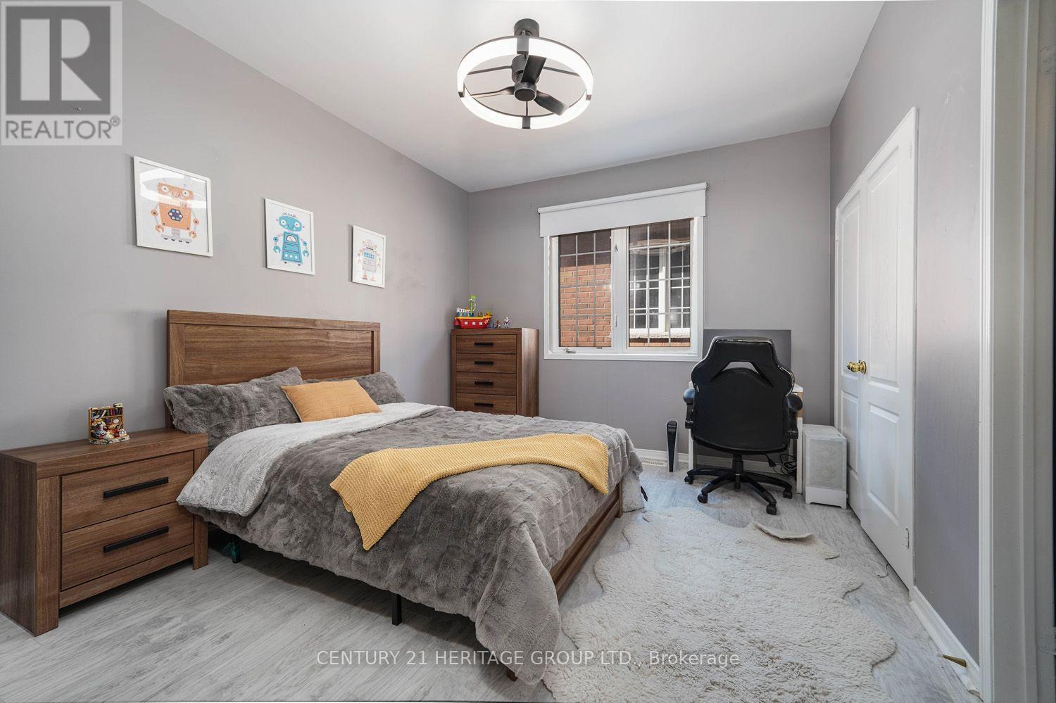 9 ALPACA DRIVE - 31