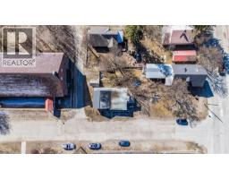 2243 First Avenue, Rossland, BC V0G1Y0 Photo 38