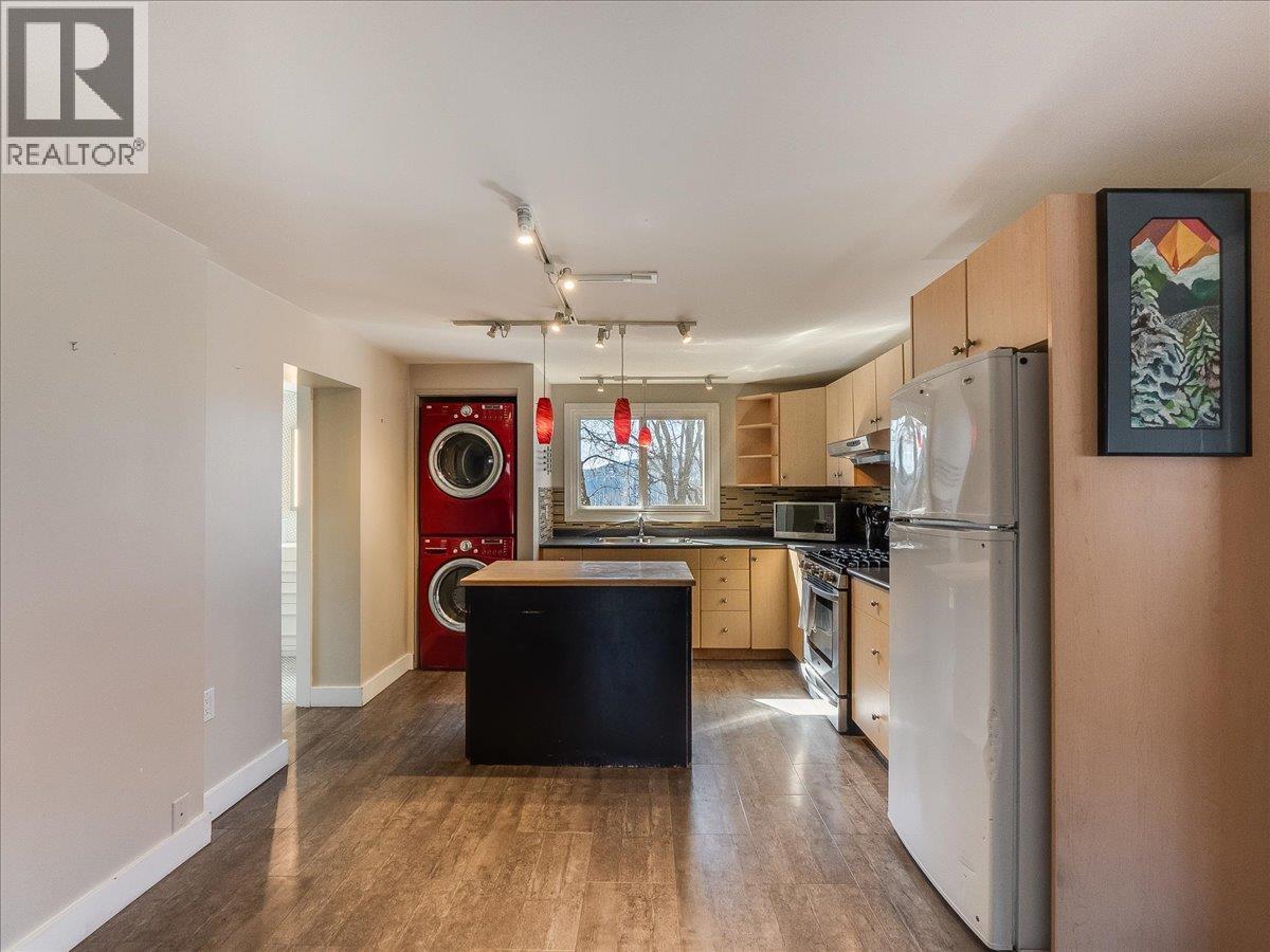 2243 First Avenue - 3