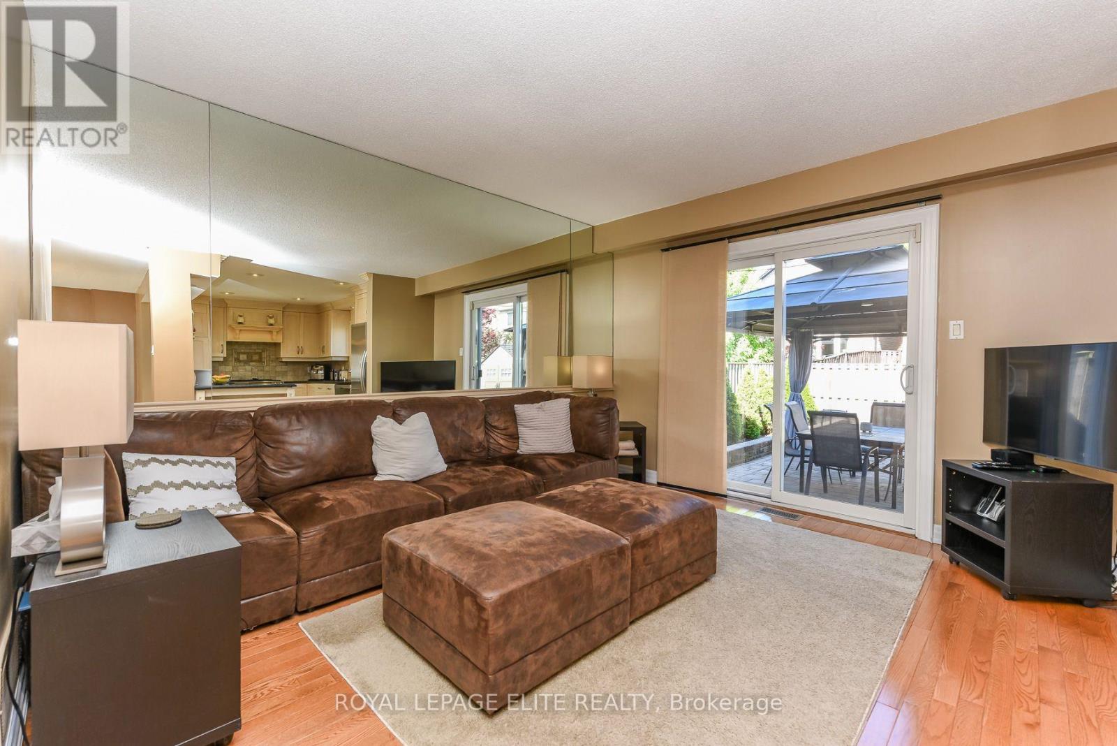 67 ELMBROOK CRESCENT E - 13